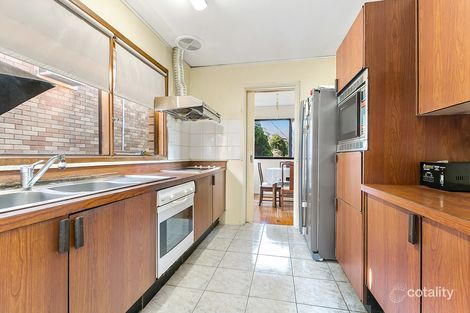 Property photo of 28 Highland Crescent Earlwood NSW 2206