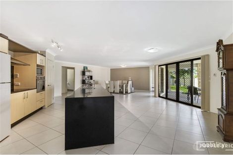 6 Donegal St, Morayfield, QLD 4506