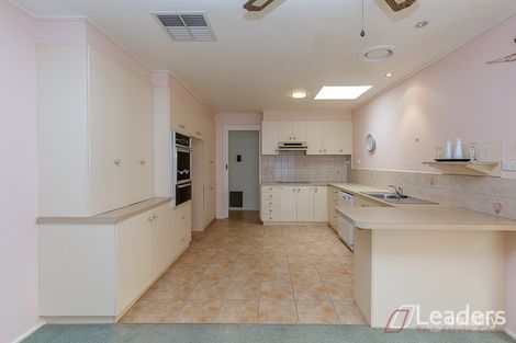Property photo of 9 Richborough Grove Ferntree Gully VIC 3156