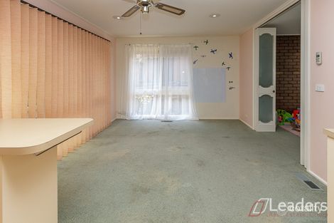 Property photo of 9 Richborough Grove Ferntree Gully VIC 3156
