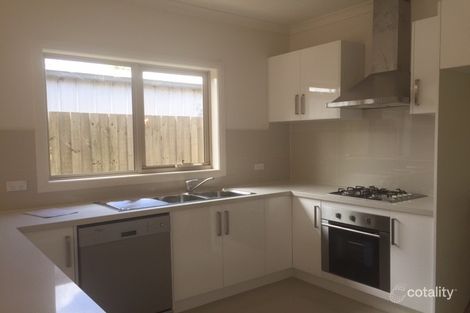 Property photo of 2/21 Whimbrel Crescent Carrum Downs VIC 3201