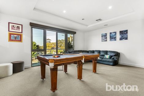 Property photo of 12 Avondale Grove Mount Waverley VIC 3149