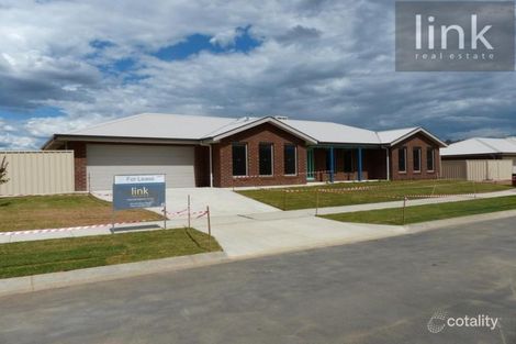 Property photo of 1/110 Greta Drive Hamilton Valley NSW 2641