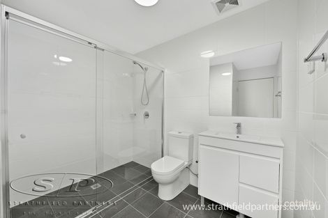 Property photo of 44/6-8 George Street Warwick Farm NSW 2170