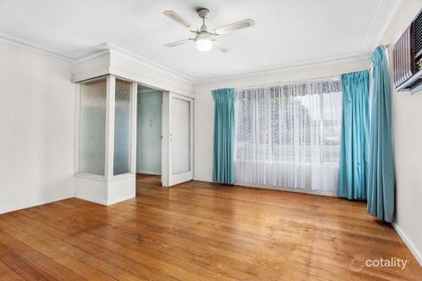 Property photo of 4 Hudson Place Melton VIC 3337