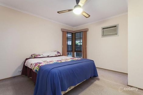 Property photo of 2 Wentworth Road Melton South VIC 3338