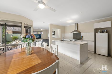 Property photo of 6 Cohens Way Pakenham VIC 3810