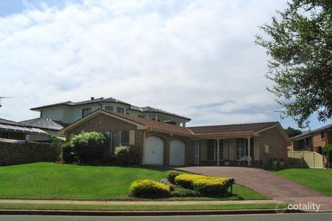 13 Cullum St, Bossley Park, NSW 2176