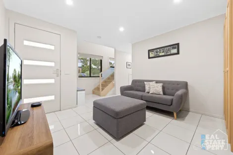 Property photo of 1/8 Moore Road Hallam VIC 3803
