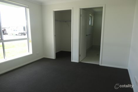 Property photo of 1/3 Gadsden Loop Mount Louisa QLD 4814