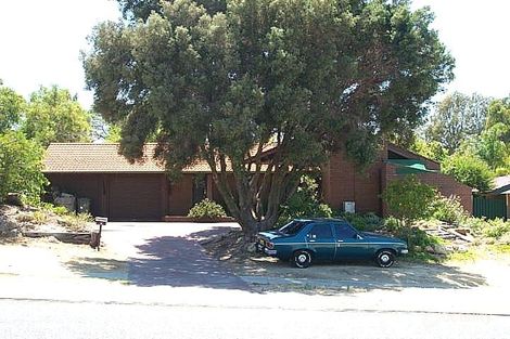 18 Treetop Ave, Edgewater, WA 6027