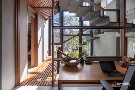 Property photo of 94 Sugarloaf Crescent Castlecrag NSW 2068