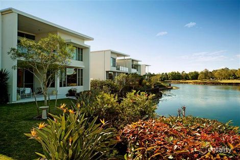 7523 Springfield Dr, Hope Island, QLD 4212