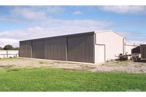 Property photo of 15 Nar Nar Goon Road Nar Nar Goon VIC 3812