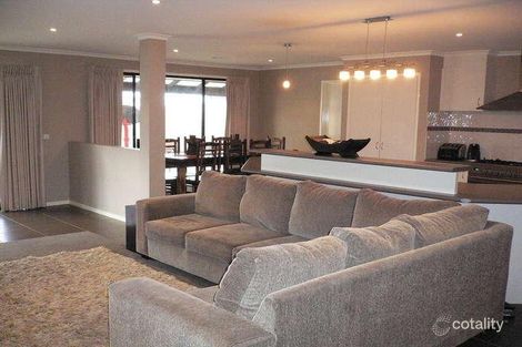 95 St Mitchell Cct, Mornington, VIC 3931