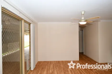 Property photo of 13 St Laurent Close Greenfields WA 6210
