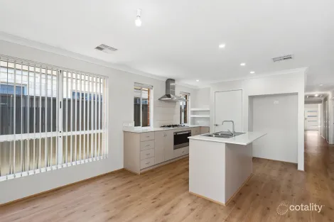 Property photo of 29 Donatti Retreat Caversham WA 6055