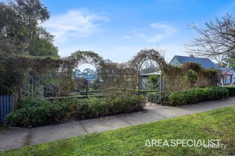 17-19 Victoria Rd, Loch, VIC 3945