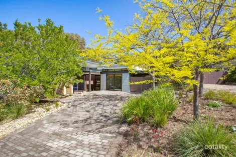 Property photo of 1 Needlebush Drive Chiton SA 5211