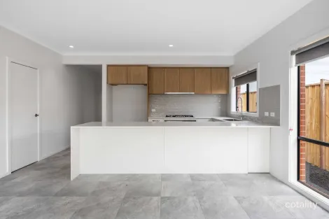 Property photo of 18 Thyme Crescent Fraser Rise VIC 3336