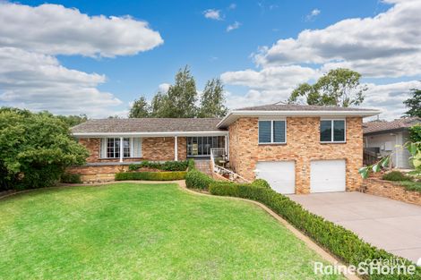 16 Churchill Ave, Kooringal, NSW 2650