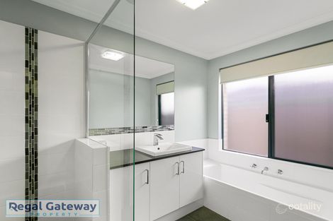 Property photo of 17 Adromeda Link Aubin Grove WA 6164