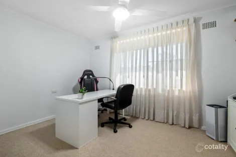 Property photo of 4 Burns Road Leumeah NSW 2560