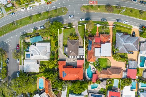 24a Brooke Ave, Southport, QLD 4215