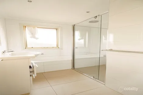 Property photo of 27A Collins Street Ormond VIC 3204