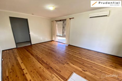 Property photo of 3 Cobb Place Ambarvale NSW 2560