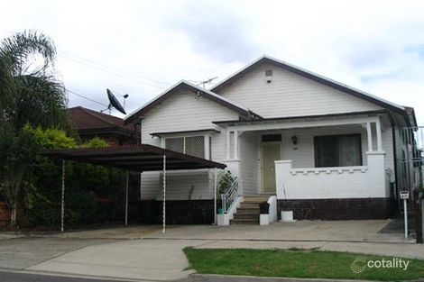 37 Kathleen St, Wiley Park, NSW 2195