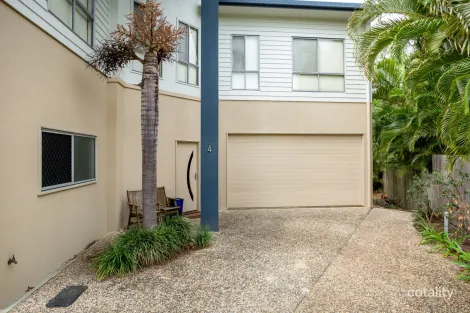 Property photo of 4/43 Tingira Close Rainbow Beach QLD 4581