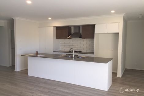 Property photo of 20 Creston Street Point Cook VIC 3030