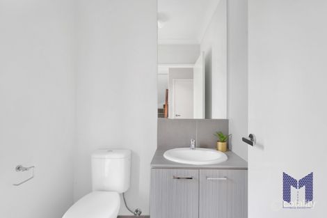 Property photo of 4 Accolade Drive Craigieburn VIC 3064