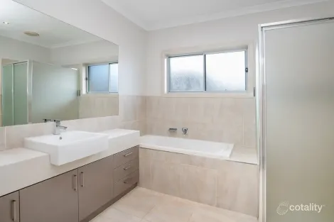 Property photo of 13 Eliot Avenue Doreen VIC 3754