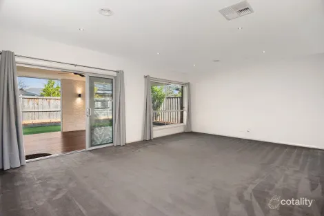 Property photo of 13 Eliot Avenue Doreen VIC 3754