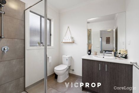 Property photo of 133 Haze Drive Point Cook VIC 3030