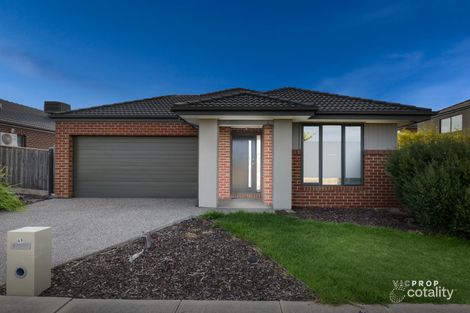 49 Bondi Pde, Point Cook, VIC 3030