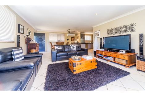 Property photo of 5/4 Milton Avenue Paradise Point QLD 4216