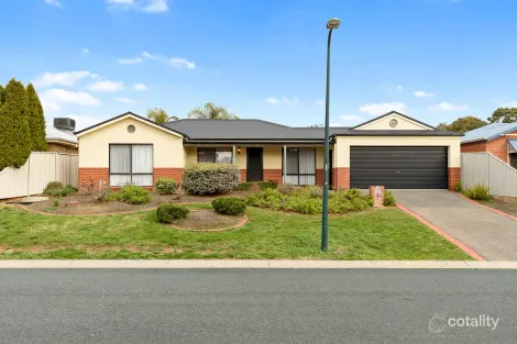 Property photo of 93 Queen Street Kangaroo Flat VIC 3555