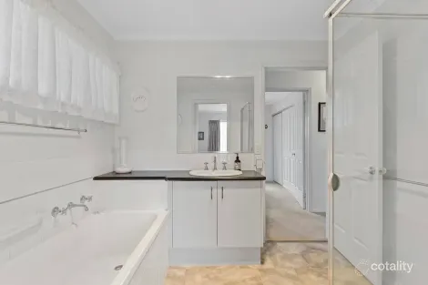 Property photo of 93 Queen Street Kangaroo Flat VIC 3555