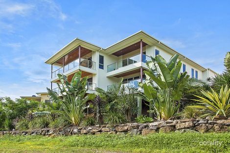 Property photo of 52 Tara Vista Boulevard Highland Park QLD 4211