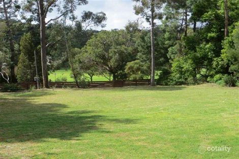 11 Pine Tce, Darlington, WA 6070