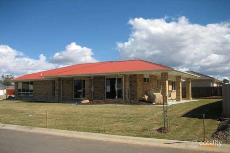 8 Ridgeview Rd, Warwick, QLD 4370