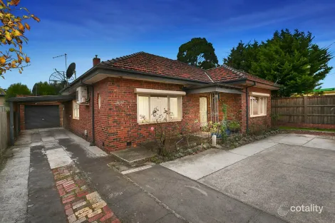 Property photo of 160 Warrigal Road Oakleigh VIC 3166