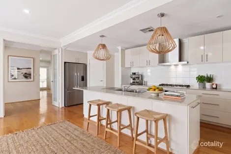 Property photo of 4 Arinto Court Caversham WA 6055