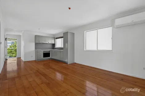 Property photo of 74 Bunya Street Greenslopes QLD 4120