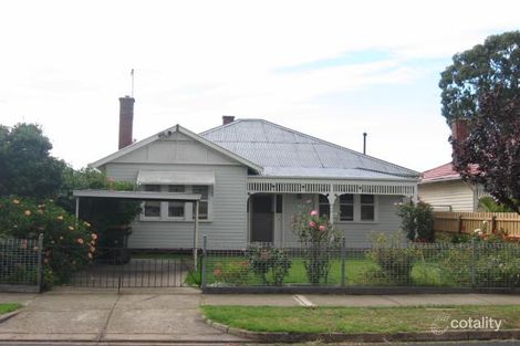 4 Mirls St, Newport, VIC 3015