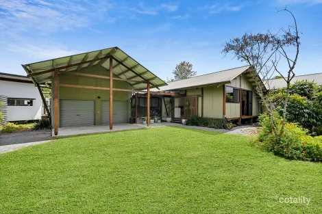 Property photo of 8 Creek Way Currumbin Valley QLD 4223