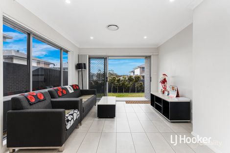 Property photo of 55 Orlagh Circuit Grantham Farm NSW 2765